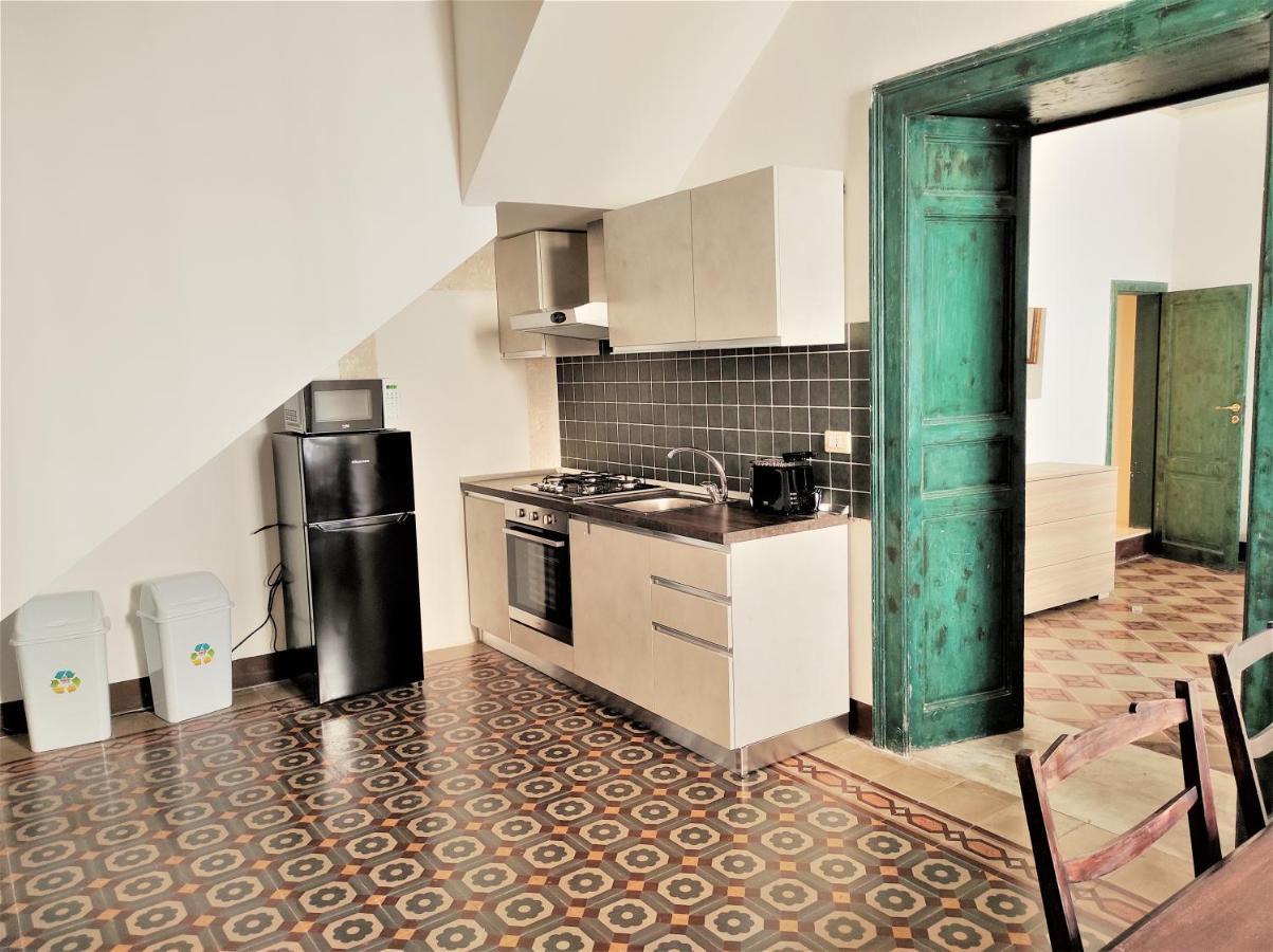 Residenza Diana- Ortigia Holidays Сиракузы Экстерьер фото