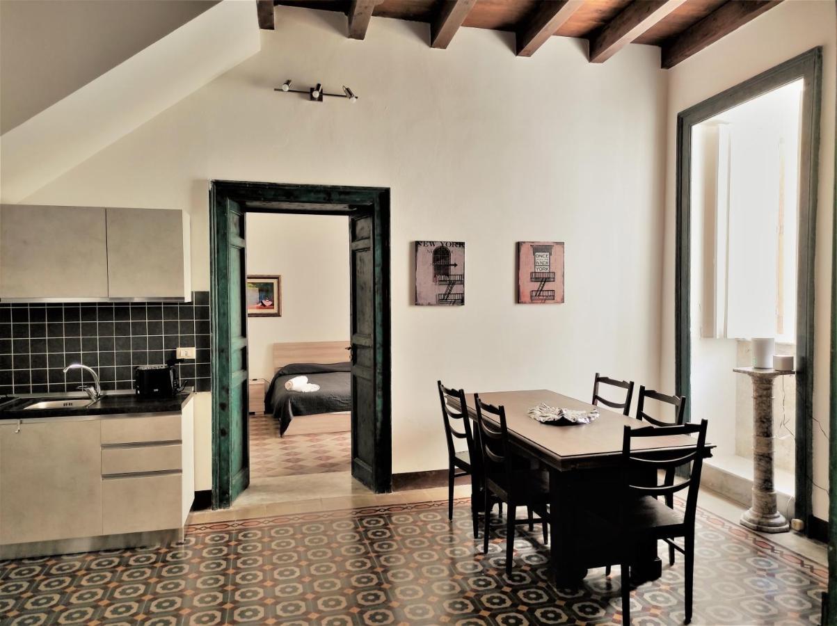 Residenza Diana- Ortigia Holidays Сиракузы Экстерьер фото